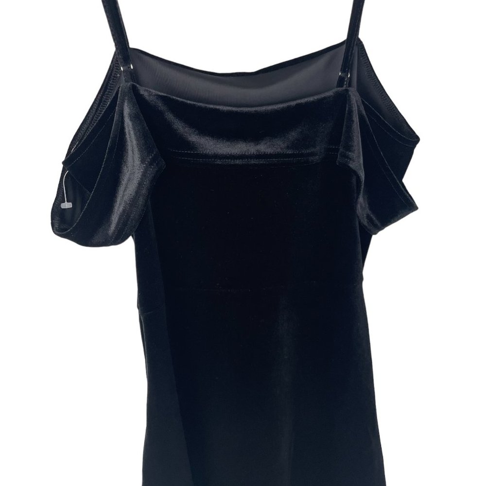 HONEY PUNCH Black Cold Shoulder Velvet Mini Dress - Picture 5 of 7